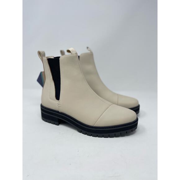 Toms Dakota Slip On Boot Womens 10 Beige Leather Chunky Water Resistant - Picture 1 of 11
